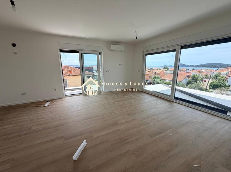 Tribunj,novi 3-soban apartman 86m2 s panoramskim pogledom na more — fotografija 9