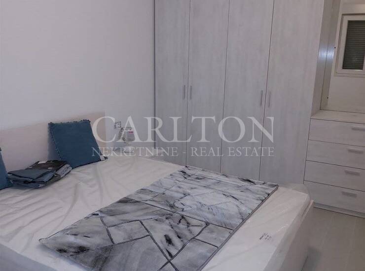 Kuća Prodaja Podstrana 240 m2 — fotografija 10