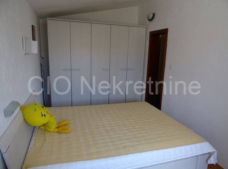 Ražanj, samostojeća kuća 212 m2 sa bazenom, prodaja — fotografija 4