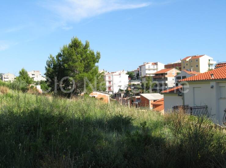 Podstrana, građevinsko zemljište 1919 m2, prodaja — fotografija 2