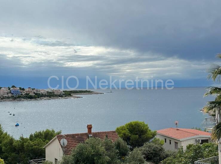 Ražanj, Apartmanska kuća, prodaja