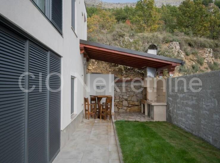 Podstrana, luksuzne vile s bazenom, prodaja — fotografija 4