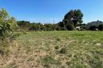 Na prodaju je građevinska parcela površine 909 m², smještena u naselju ...