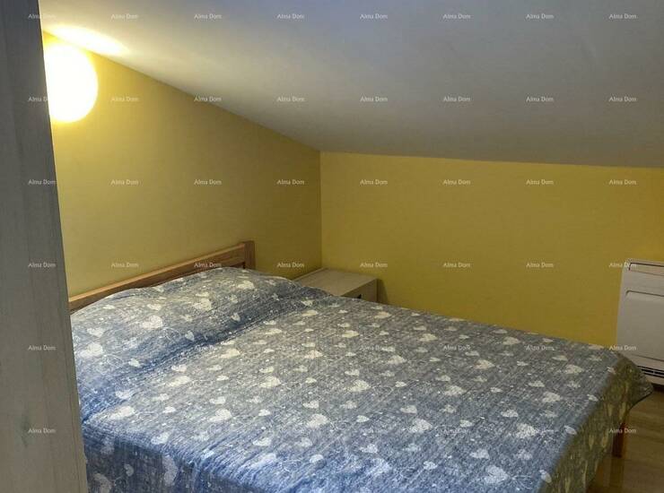 Novo u ponudi!

Prodaje se prekrasna, potpuno uređena i namještena kuća ... — fotografija 10