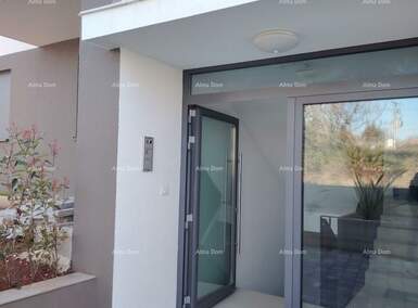 Trosoban stan, Poreč 108m² - 386.500 € | SveHrNekretnine