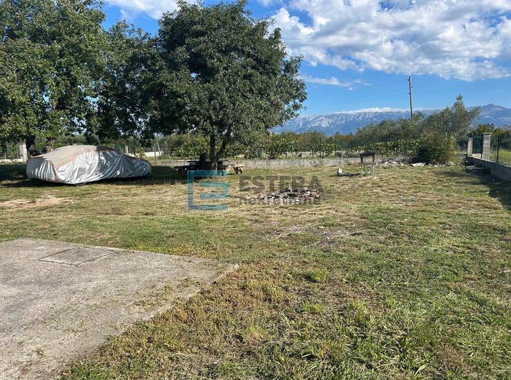 Kuća s bazenom i velikom okućnicom PRODAJA blizina Zadra — fotografija 2