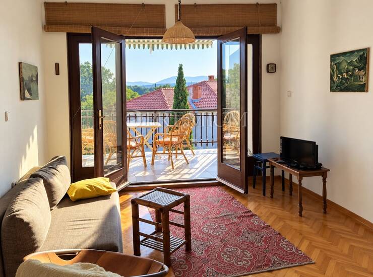 Malinska, apartman s dvije spavaće sobe blizu plaže!