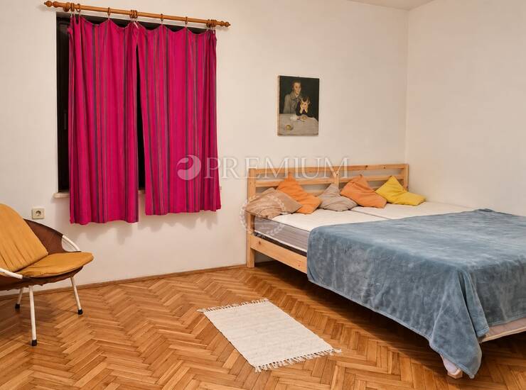 Malinska, apartman s dvije spavaće sobe blizu plaže! — fotografija 6
