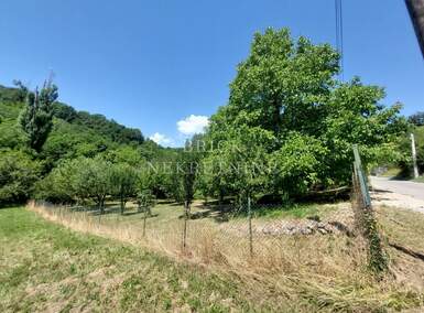 Zemljiste Gorni Dankovec, Zagreb 1.101m² - 176.000 € | SveHrNekretnine