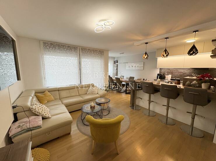 STAN, PRODAJA, ZAGREB, DONJI GRAD, 130 m2, 5-soban