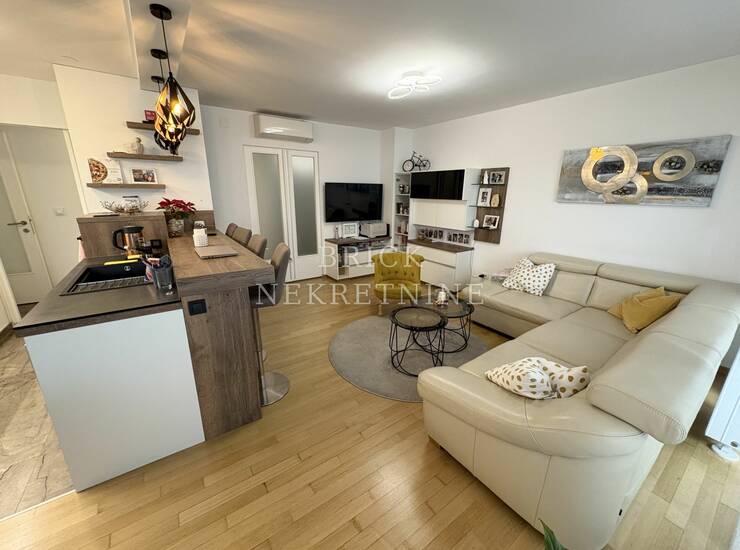 STAN, PRODAJA, ZAGREB, DONJI GRAD, 130 m2, 5-soban — fotografija 2