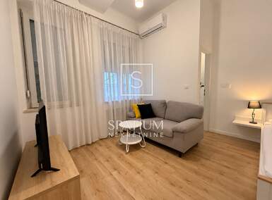Jednosoban stan Centar, Rijeka 30m² - 550 € | SveHrNekretnine