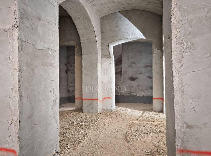 Zagreb, centar, Poslovni prostor u renovaciji, prodaja — fotografija 3