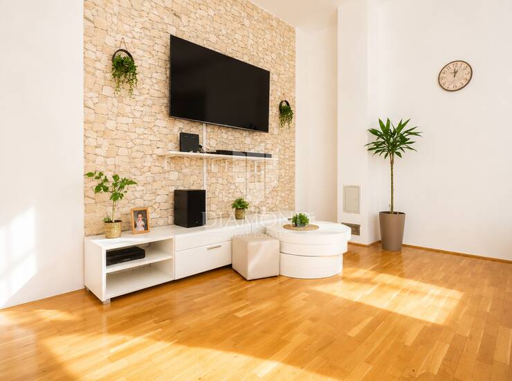 Zagreb, Ilica, stan 84m2 s dva parkirna mjesta — fotografija 4