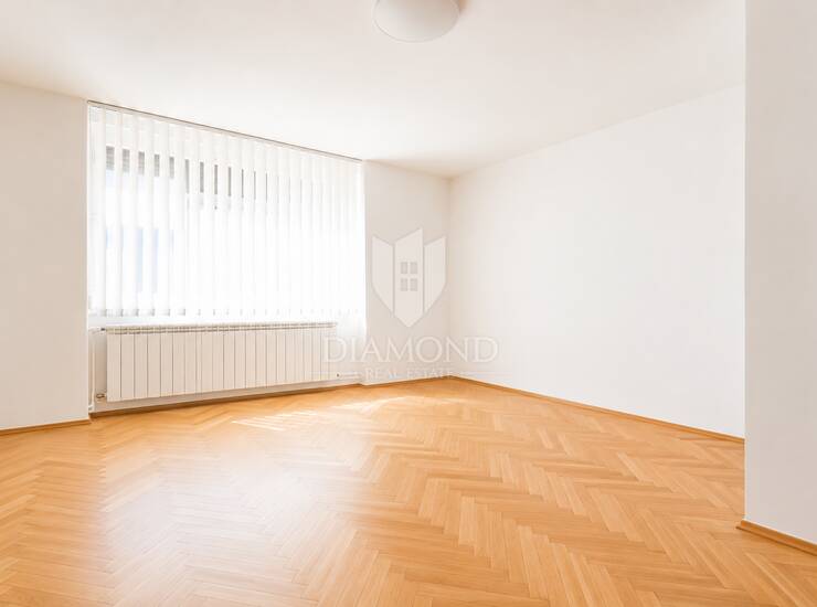 Zagreb, Kvatrić, poslovni prostor 72m2 — fotografija 3