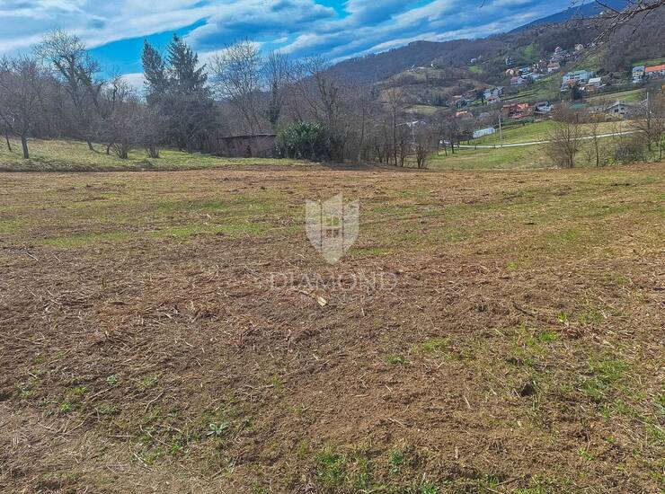 Zagreb, Gornja Dubrava, zemljište uz Medvednicu