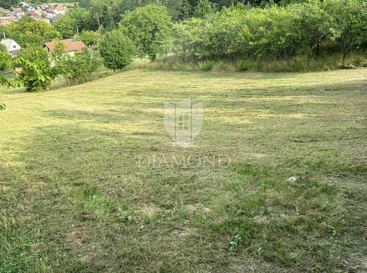 Zagreb, Gornja Dubrava, zemljište uz Medvednicu — fotografija 4