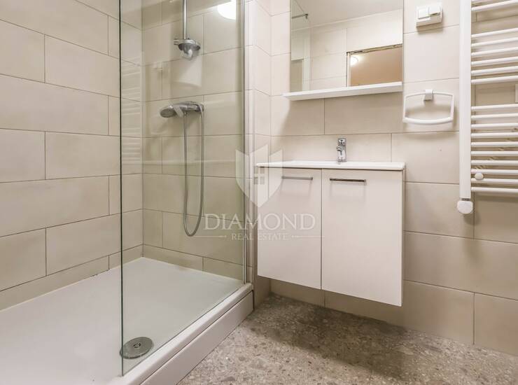 Zagreb, Trešnjevka, višenamjenski prostor 51m2 — fotografija 4