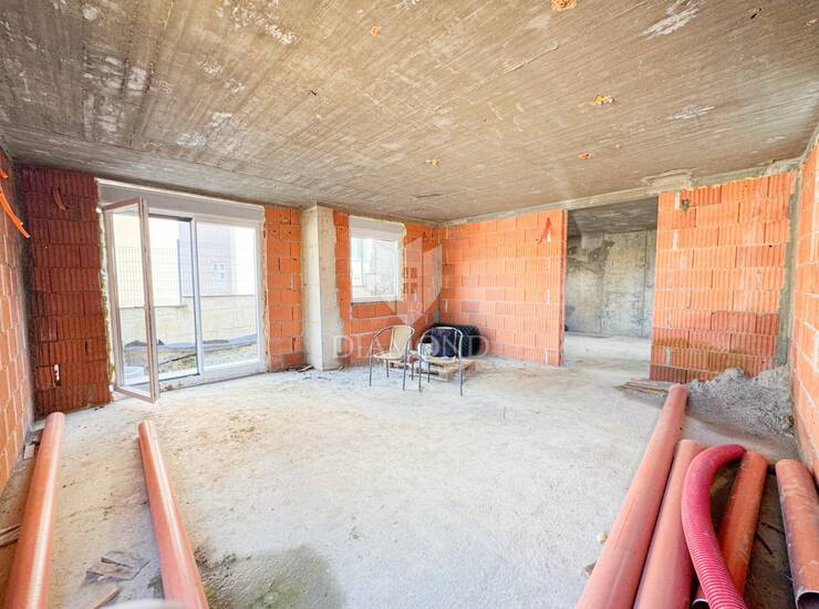Zagreb, Maksimir Roh-bau kuća 160m2 sa dva stana