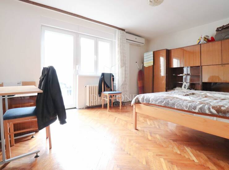 Zagreb, Trešnjevka Sjever! Trosobni stan sa dvije garaže! — fotografija 4