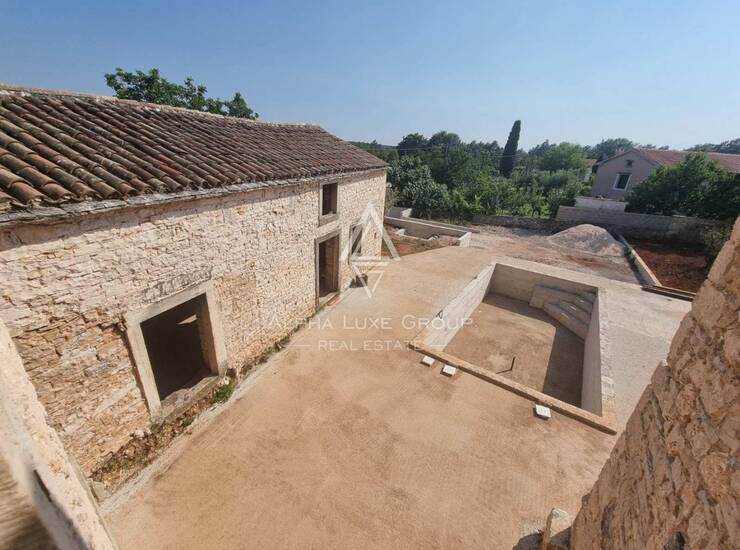 Istra, Žminj, dvije kamene kuće s bazenom i zemljištem — fotografija 2