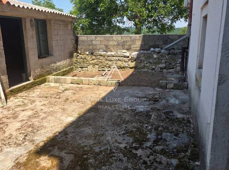 Istra, Barban, tradicionalna kamena kuća za obnovu — fotografija 6