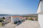 ROGOZNICA- 2S+DB- NOVOGRADNJA S PANORAMSKIM POGLEDOM NA MORE- 2 KAT — fotografija 2