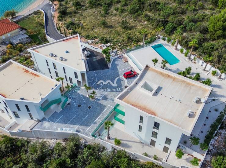 ROGOZNICA- UVALA LUKA- LUKSUZNI ZAVRŠENI STAN 40M OD MORA- B2 — fotografija 6