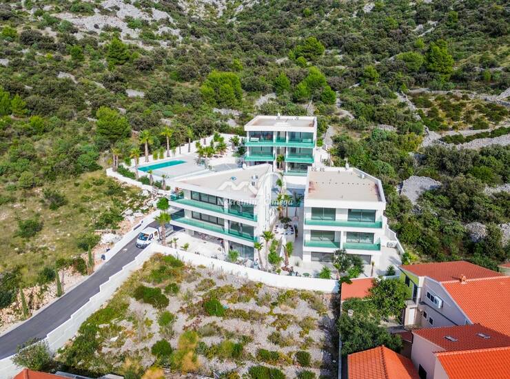 ROGOZNICA- UVALA LUKA- LUKSUZNI ZAVRŠENI PENTHOUSE 40M OD MORA- A3 — fotografija 4