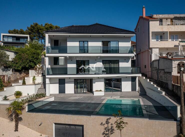 RAŽANJ- ROGOZNICA- MEDITERANSKA VILLA PRVI RED DO MORA- 226m² — fotografija 4