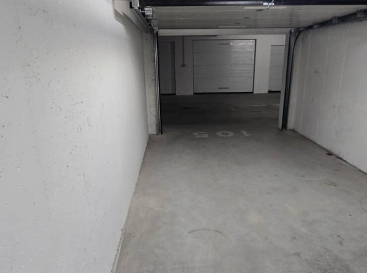 Garaža u garaži zgrade, 21 m2, Špansko-Oranice