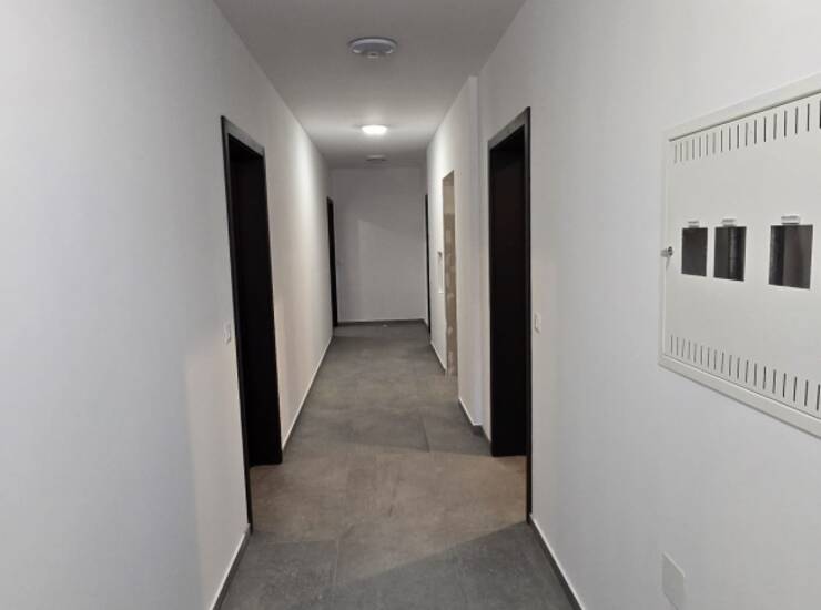 Poslovni prostor - 4 stana! 262 m2, Sesvete — fotografija 2