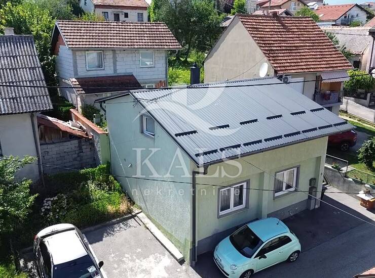2 KUĆE, PRODAJA, ZAGREB, DONJI BUKOVAC, 111+ 61 M2