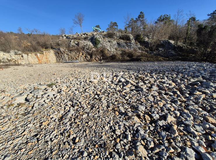 Klana, Škalnica, građevinsko zemljište 1271 m², pogled na more — fotografija 3