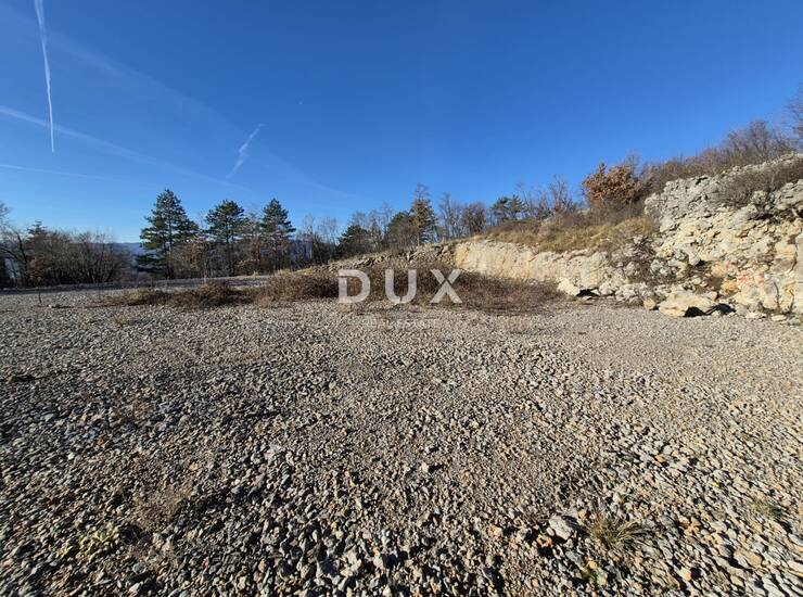 Klana, Škalnica, građevinsko zemljište 1271 m², pogled na more — fotografija 5