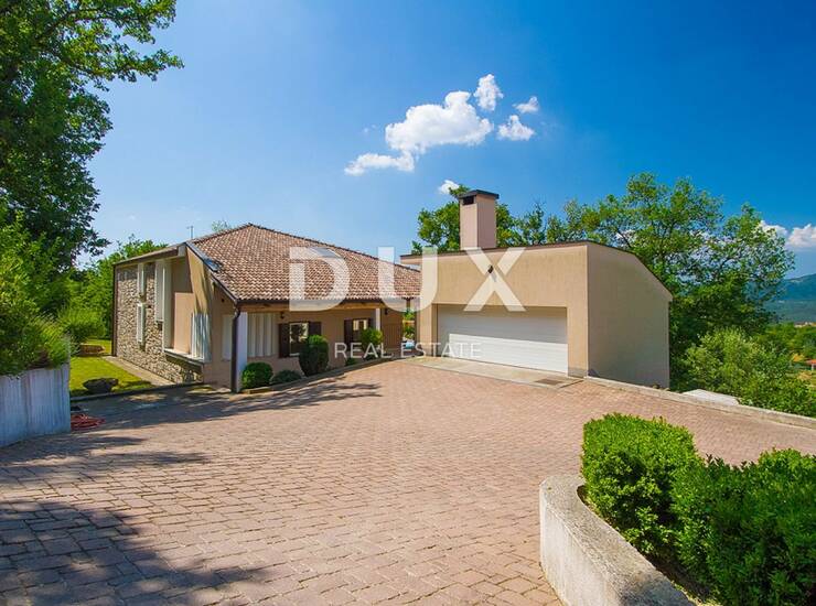 Istra, Buzet, vila, 285 m², 4 spavaće sobe, vanjski bazen — fotografija 2