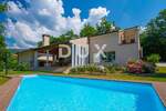 Istra, Buzet, vila, 285 m², 4 spavaće sobe, vanjski bazen — fotografija 4