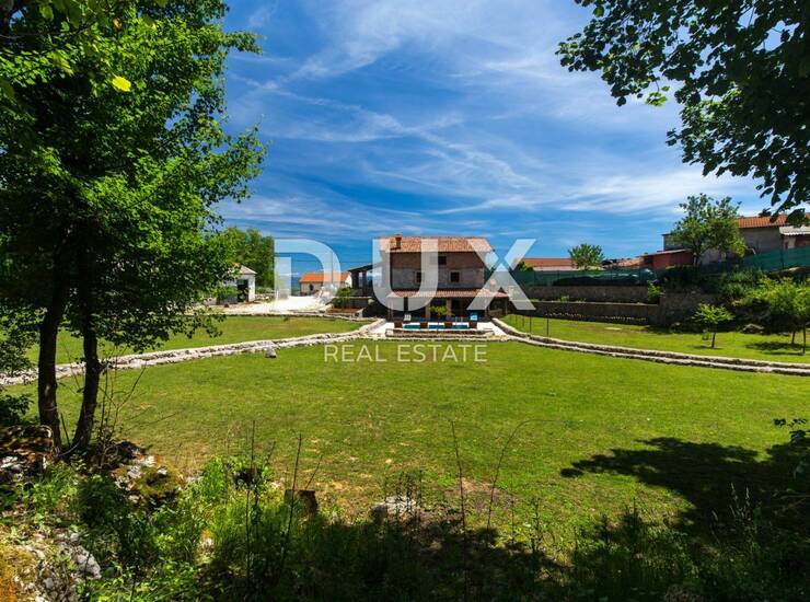 Kvarner, Opatija, 3 kuće, 564 m2, renovirane, imanje, bazen
