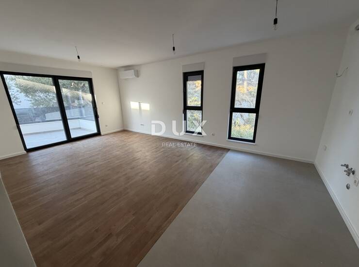 Podstrana, Strožanac, trosobni stan, 85,40 m², garaža za 2 auta — fotografija 2