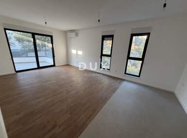 Cetvorosoban stan Strožanac, Podstrana 85m² - 410.000 € | SveHrNekretnine