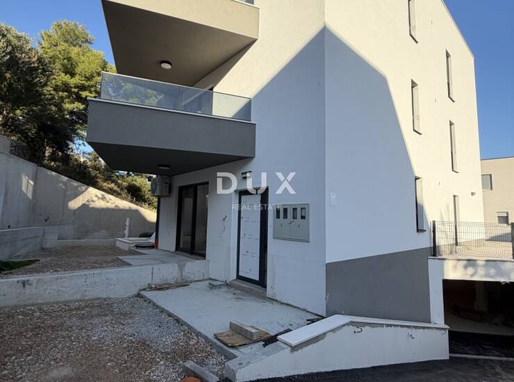 Podstrana, Strožanac, trosobni stan, 85,77m², 2 garažna mjesta — fotografija 3