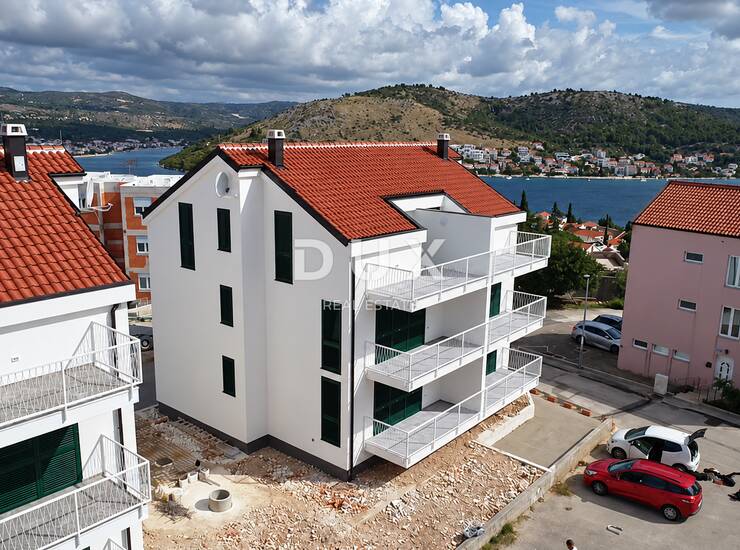 Rogoznica, 3-sobni stan JZ orijentacije, 54,58 m², 260m more — fotografija 2
