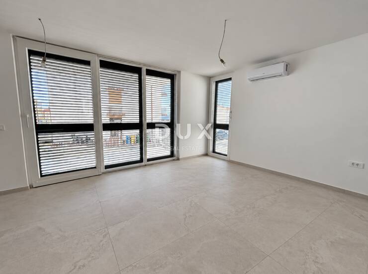 Rogoznica, 3-sobni stan s pogledom na more, 59,70 m² — fotografija 4