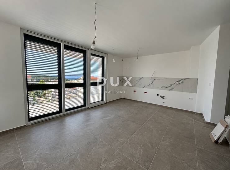 Rogoznica, 3-sobni stan, 1.kat, 59,70 m², 260 m od mora — fotografija 6