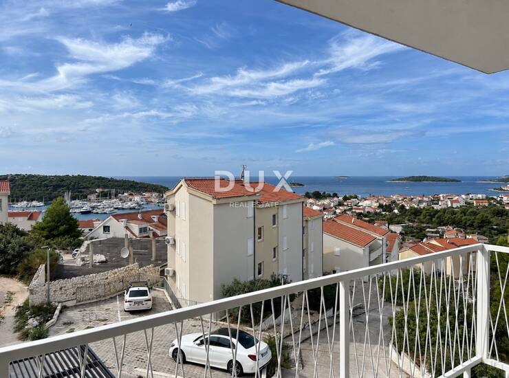 Rogoznica, 3-sobni stan, 59,70 m², 260m od mora, novogradnja