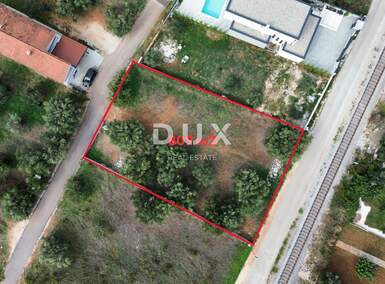 Zemljiste, Bibinje 809m² - 270.000 € | SveHrNekretnine