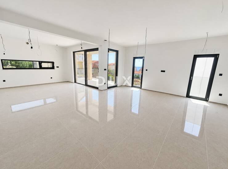 Rogoznica, Zečevo, kuća s 3 stana 420m², 100m od mora, bazen — fotografija 6