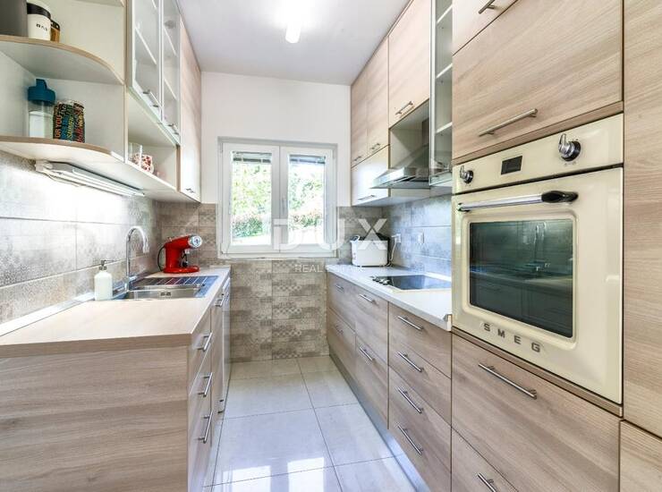 Zagreb, Šestine, vila, 310 m2, bazen — fotografija 6