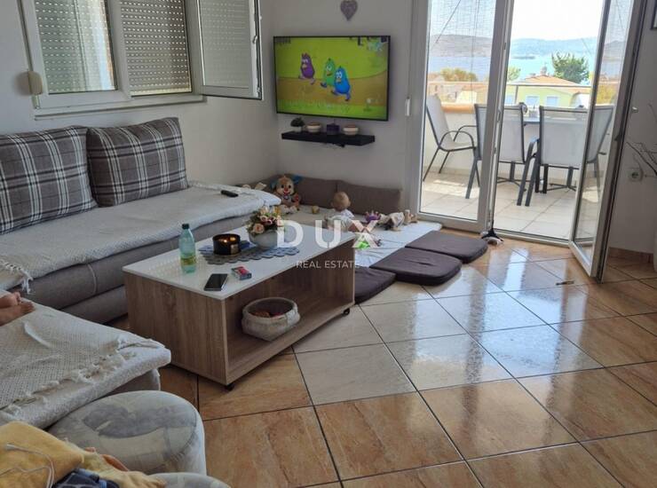 Sveti Filip i Jakov, trosobni stan, 78 m², pogled na more