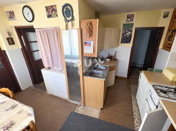 Zagreb, Vukomerec, kuća, 67 m2, za adaptaciju, okućnica — fotografija 2